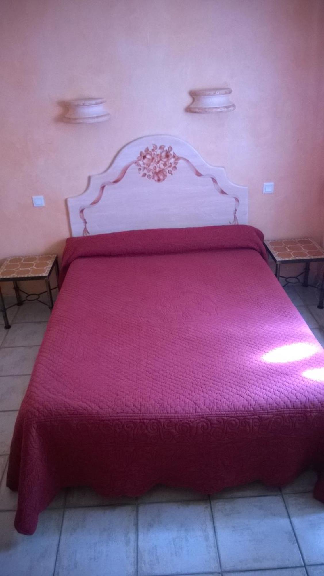 Hotel Les Cavalets Bauduen Pokoj fotografie