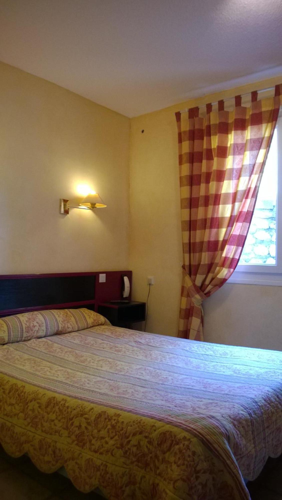Hotel Les Cavalets Bauduen Pokoj fotografie