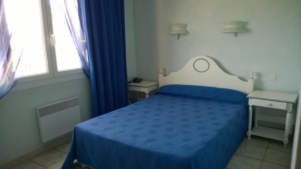 Hotel Les Cavalets Bauduen Pokoj fotografie
