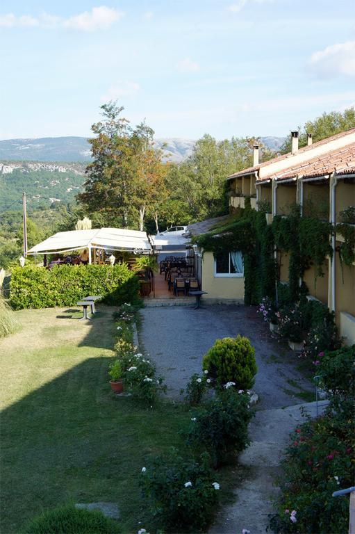 Hotel Les Cavalets Bauduen Exteriér fotografie